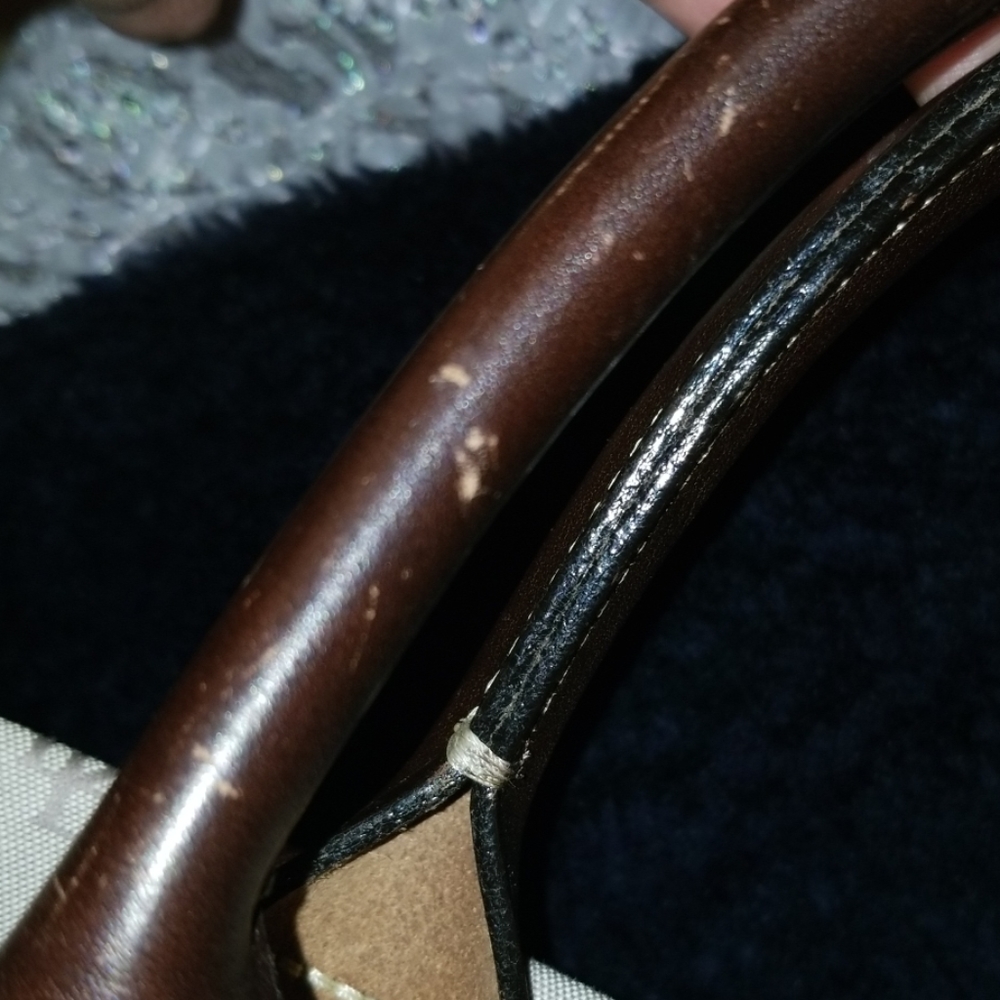 Dooney Bourke purse - Picture 8 of 8